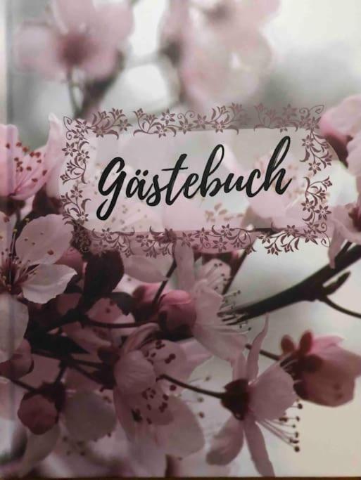 Stylisches Maybach Appartement Mit Terrasse Fuer 5 Personen, 5 Betten, Grosse Kochinsel, Homeoffice Mit 250Mbit Wlan Aidlingen Luaran gambar