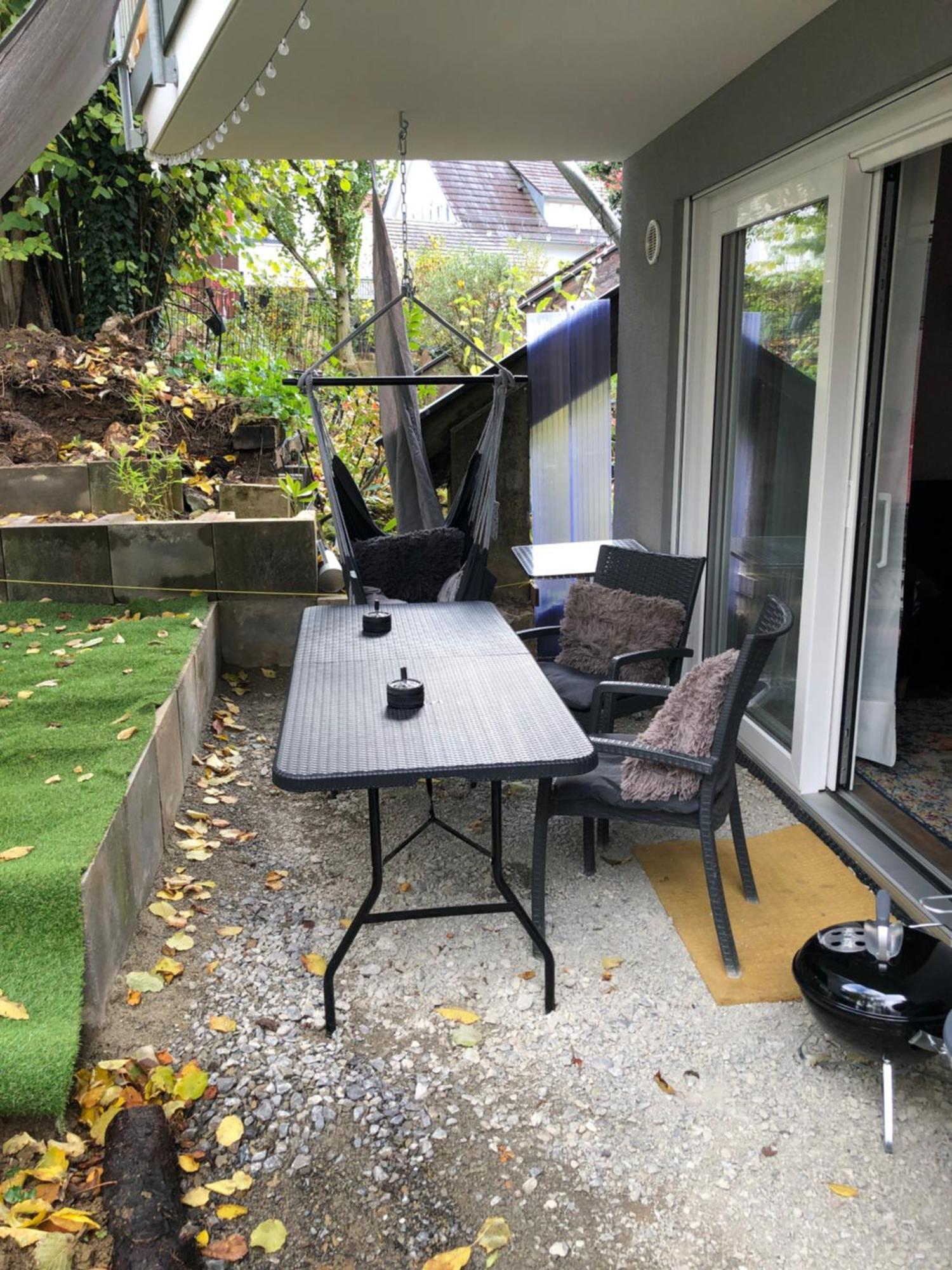 Stylisches Maybach Appartement Mit Terrasse Fuer 5 Personen, 5 Betten, Grosse Kochinsel, Homeoffice Mit 250Mbit Wlan Aidlingen Luaran gambar